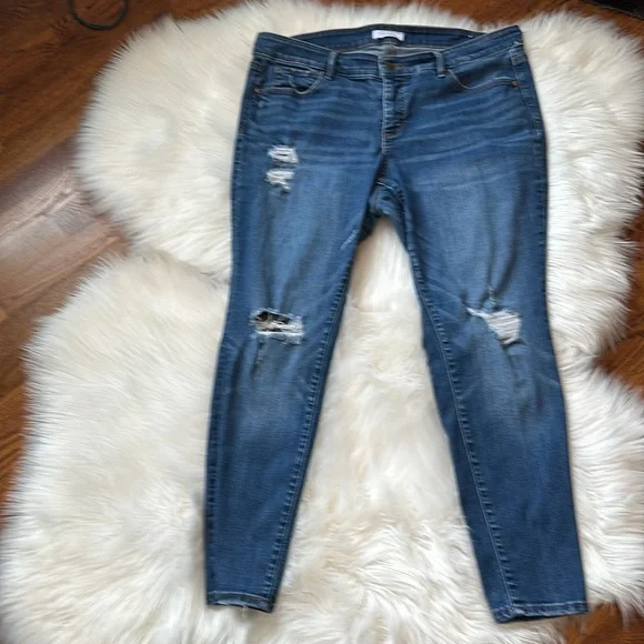 LOFT Distressed Modern Skinny Jean - Picture 2 of 5
